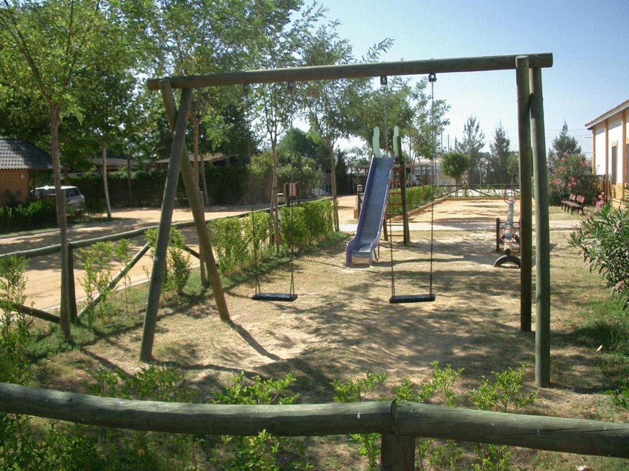 Camping La Aldea เอลโรซิโอ ภายนอก รูปภาพ