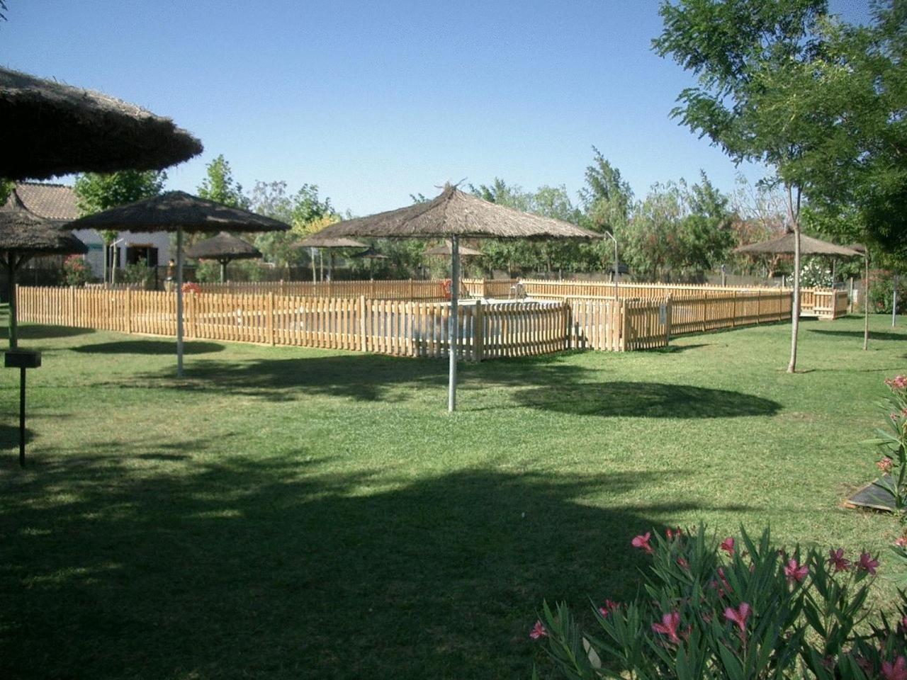 Camping La Aldea เอลโรซิโอ ภายนอก รูปภาพ